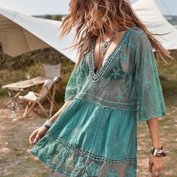 Bohemian Floral Embroidered Beach Cover up - Picture 6 of 12